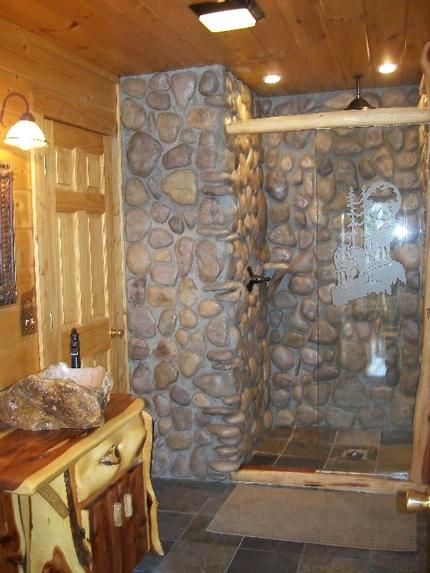 Rock wall bathroom shower